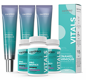 TONGUE SCRAPER + PLAQUE HIGHLIGHTERS